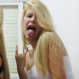https://t.co/uVapIRGK   /   amo demais meus m.a @ca_santanas2 @Juninho_c6 ♥