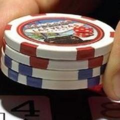 redapiw's profile picture. 