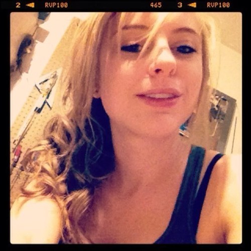 We love the things that hate us. Jessie. Twenty. Phoenix, Arizona born&&raised. Est. 1992. Weed is my oxygen.