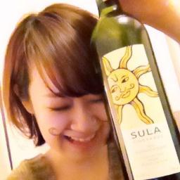 ワインが大好き。
まだ無知だけど、たくさん学んでいきたい。お酒好きでいつも酔っぱらっているような、社会人2年目の銀座OLです。