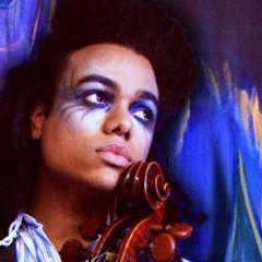 Original music by Cello wielding front man Daniel de Jesús and Second chair cellist with Rasputina.
http://t.co/ga51bFbX
