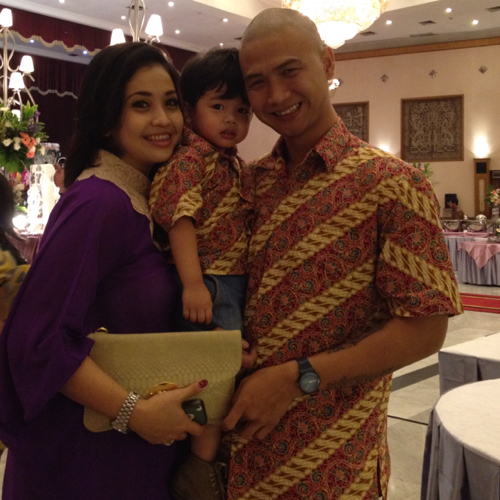 a proud dad of ArkanaTrystanKaindra also hubby of beautiful wifey @darawardhani