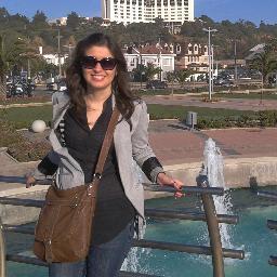 Srta_Makiss's profile picture. Anti Periodista. Pertenezco al lado oscuro de las fuerzas. No soy mala ni pesimista, simplemente objetiva. Me gusta lo simple y el sushi. Curicana de corazón.