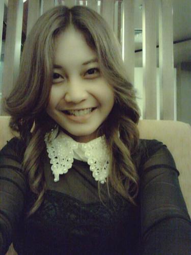 Believe - Promise - Miracle and Happy
always Allah SWT, my Mom, Family and all my friends.. Borneo 01/11/1988