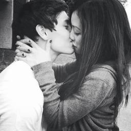 Just an other Teen Love account! Liefdes tweets, So true tweets en cijver gooien! volg het is gratis :)  Sinds: 28/11/12