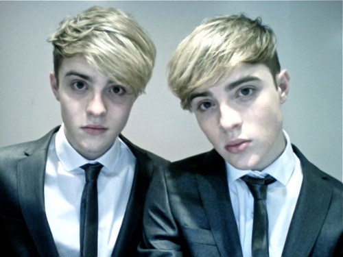 Spreading the JedLove. Dm me messages for fans. x