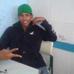 Se Liga Que O Pretiinho Quer Ti Conquistar ♫♪  si inscreve ae canal do youtube : http://t.co/QrK8Ms1lㅤㅤㅤㅤㅤㅤㅤㅤㅤㅤ ,,