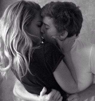 Itsinthelyricss's profile picture. Music is our life, Taylor Swift is our God.
Email us your favorite lyrics at itsallinthelyrics@aol.com