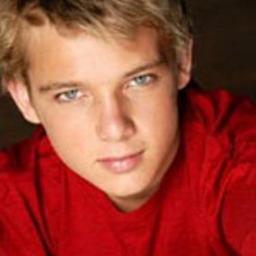 11 años. Pertenezco a Slytherin. La gente suele pensar mal de mí por ser Malfoy. #SpanishHPFakes
