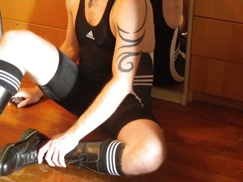 NSFW/18+, vers/top bondage & gear enthusiast looking 4 ideas, gear, play (need rope tops) & kinky friends/gear whores. WISH: https://t.co/RW7wyd9ZYT
