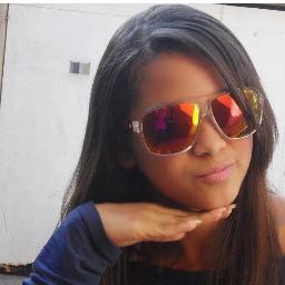 - Aiiiiiiii caralho que mina maluuca ♪