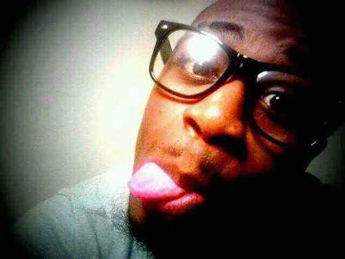 I just be sayin wateva on my mind whether itz love people dumb people dumb ass people me u her them I just wanna live lyfe n have fun livin it REAL TALK!!!