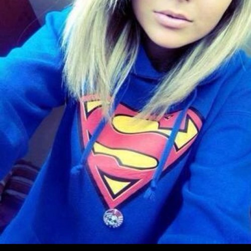 RandomRozeBeer's profile picture. Gewoon volgen !