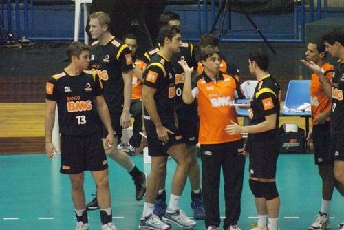 Twitter dedicado aos jogadores e aos torcedores da equipe São Bernardo Volei!! Essa equipe tão jovem mas muito guerreira!! Criado em 26/11/2012