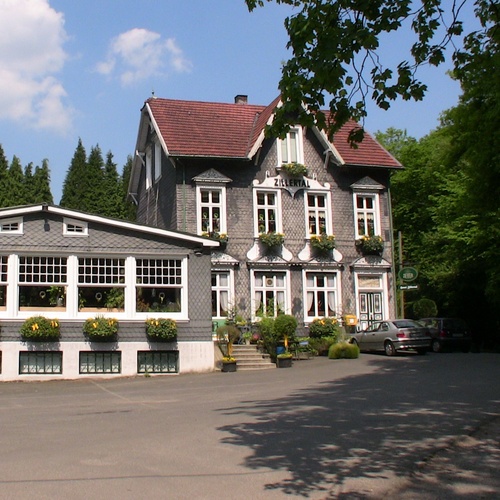 Haus-Zillertal ist ein Café-Restaurant in Wuppertal, liegt im Ausflugsgebiet und Naturschutzgebiet Gelpetal und bietet eine tolle Bergische und deutsche Küche.