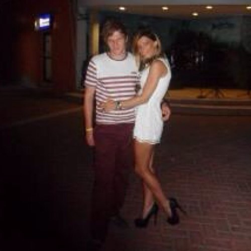 x_foxy_x's profile picture. Studying a degree at london college of fashion ( UAL) visual merchandising and retail branding.
I have previously worked as a VM for Ted Baker in london