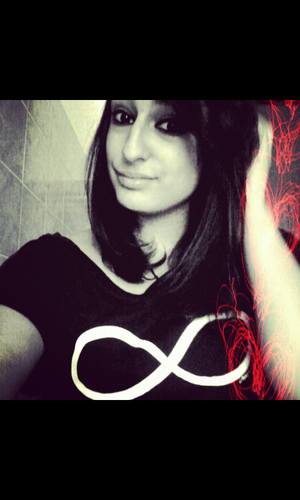 ChiaPazza's profile picture. 