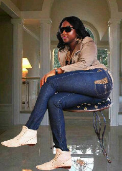 Pop soul singer/ dancer/ songwriter.