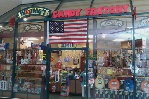 Ft. Myers #1 Candy Store!
We follow back 100%!!!