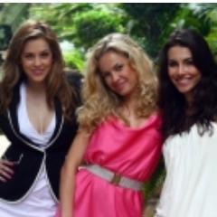 Minhas princesas lindas amo vcs.
