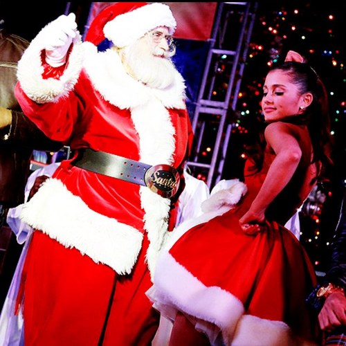 Keep Calm And Love Ariana Grande.
