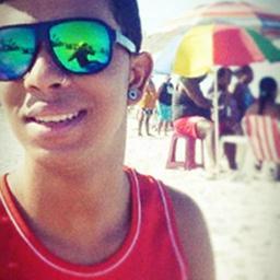Ja maais perca seeu Equilíbrio poor maais 
                                                      fortee qe seja o vento ♪