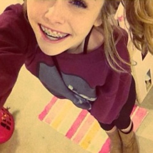 AcaciaRP_xo's profile picture. @0hSamBr0 is all I need, nothing else, no friends, just him.