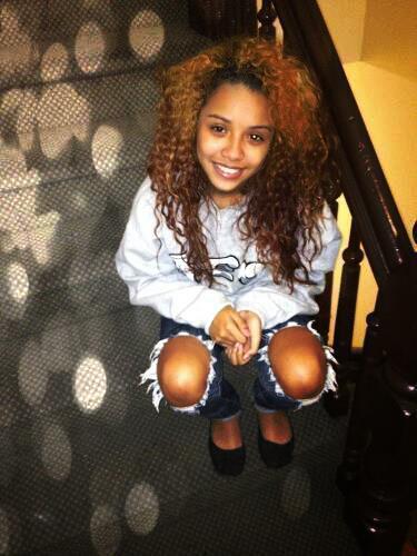 iG : @jmarie_x33 Add/Subscribe me on fb : jessica izquierdo .