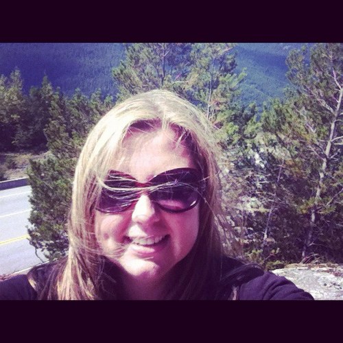 ElsabeeLyon's profile picture. I love watching my kids play their sports! Major hockey and baseball fan.Owner of Ha-Ra Products Canada/Ha-Ra Cleaning Services. Website: http://t.co/682EBK1fZ2