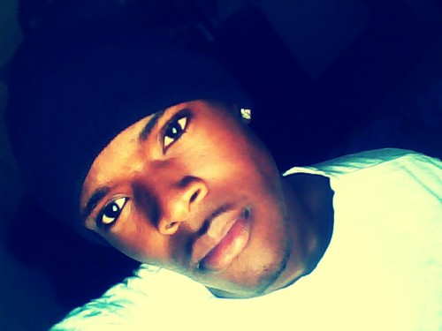 senior n banning high school born in palm springs raised in cabazon and singing iz everything