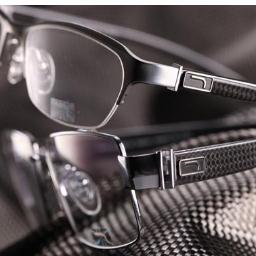 Lunex is raising the standards of the next generation of stylish, cutting edge
woven carbon fiber eyewear.