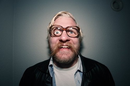 Journalist. Jobbar på Sveriges Radio. Östgöte. Och allt därimellan... Och det är mina ord, inte Sveriges Radios.
