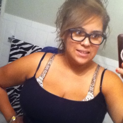 LooveeStoryy_25's profile picture. Heart As Gold 
MommyTo [Mason] 
Taken by [Pepe]