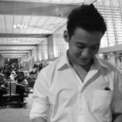 IAmHerJacob's profile picture. Freakishly cool yet old fashioned guy.. A pirate. ☠