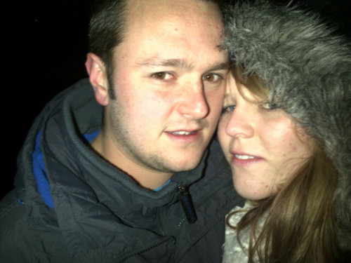 I'm emma, I got an amazin fiance and beautiful daughter! Love the kardashians cnt get enough of em! 3