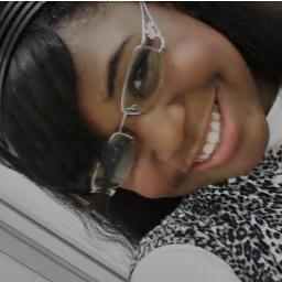 O mal da grandeza é quando ela separa a consciência do poder.ღ