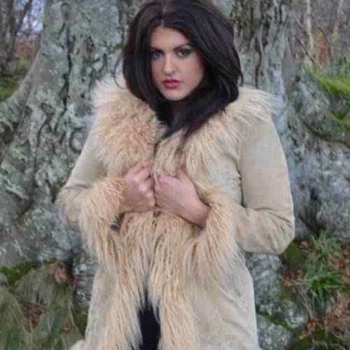 Albion vintage source and sell retro, vintage and customised clothing. Purveyors of 1940's - 1990's vintage style.