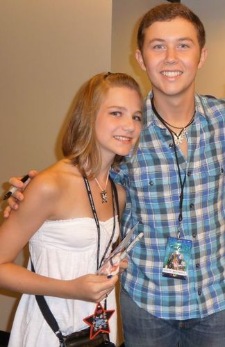 Life is good! Biggest Scotty McCreery's Canadian fans! Founder of #TWWMT(TheWorldWideMcCreeriansTeam) We 1st met Scotty on #IdolsVIP's in #Nashville2011