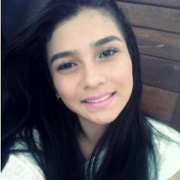 14 Anos, #Escorpiana, Filha de Jó,  Fé Em DEUS, Sorrisos, Abraços, Bons Filmes, Paciência, e coisas desse tipo. @onedirection sz..