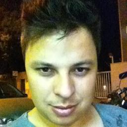O mundo é um lugar perigoso de se viver, não por causa daqueles que fazem o mal, mas sim por causa daqueles que observam e deixam o mal acontecer.