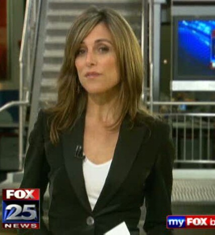 BosNewsBunnies's profile picture. Celebrating the beauty and elegance of Boston's many media vixens.