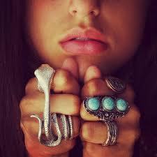 Only swag shit We hebben facebook http://t.co/fdbfQzTA NF = FB Voor alle SWAGG PICTURES in je TL !  Kisses 'x
