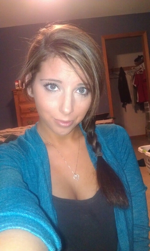 klynndra89's profile picture. 