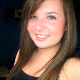 I adooooooooooore JB, 1D, and Glee so frikin much! 3