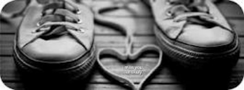 LiveTola's profile picture. 