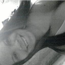 - Não se preocupe com que eu sou,mas sim do que eu sou capaz ♪