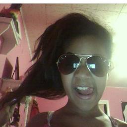 My name is,Jada Turner ,Fllow me , i follow back..?(:
#TeamLightSkinned