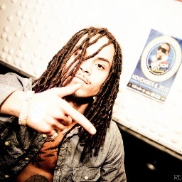 YalKno_PatGreen's profile picture. http://t.co/gLg6wjV7 http://t.co/ZnrIpPeJ