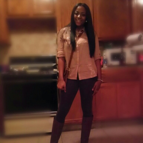 SColes_World's profile picture. this is my world and you're just following it. they don't know which way to go I make it easy follow me ;)