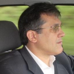 Brasileiro ,Professor, Empresário interesse em educação e inovações para o desenvolvimento. Seguir é um privilégio ser seguido é uma honra.
